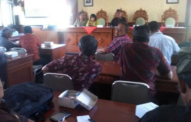 TPK-desa-Abiansemal-Gelar-Rapat_575432.jpg